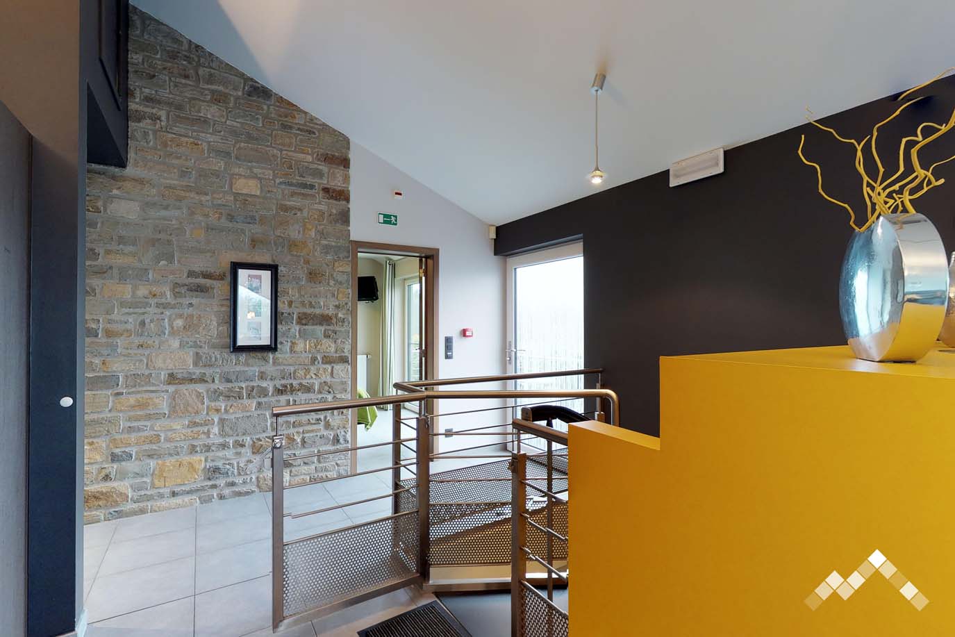 ENTRE EAU ET ROCHE-18